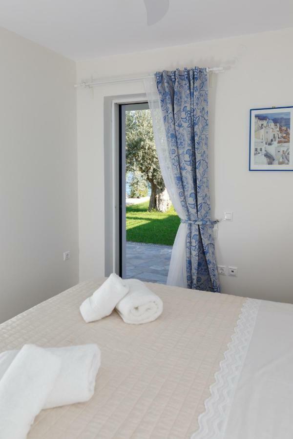Into The Blue Villa Arkadiko Chorio Экстерьер фото